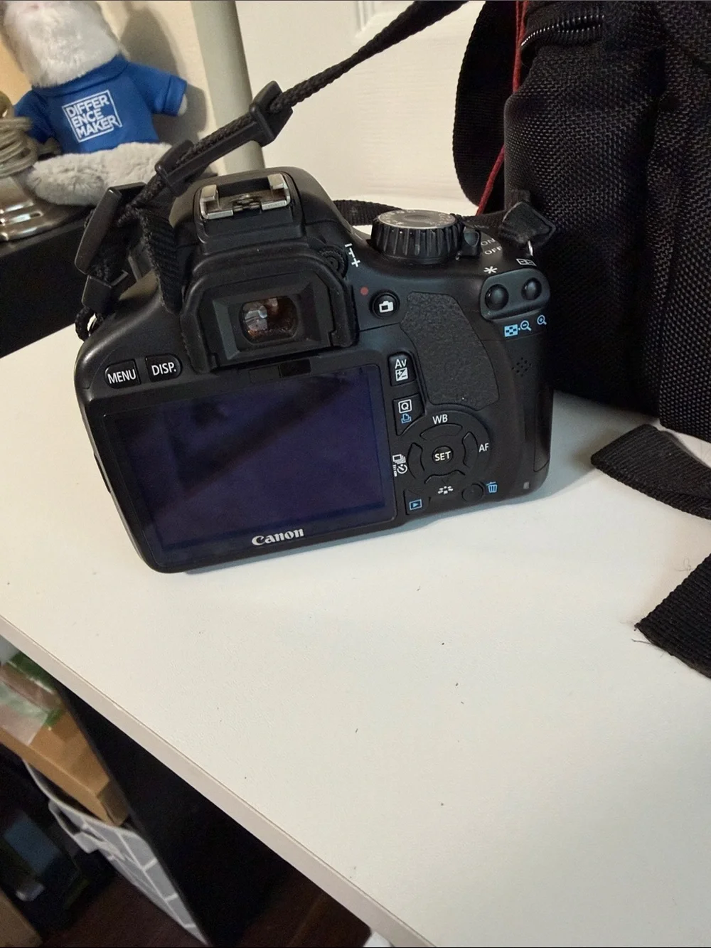 Canon EOS Rebel T2i DSLR Camera Bundle